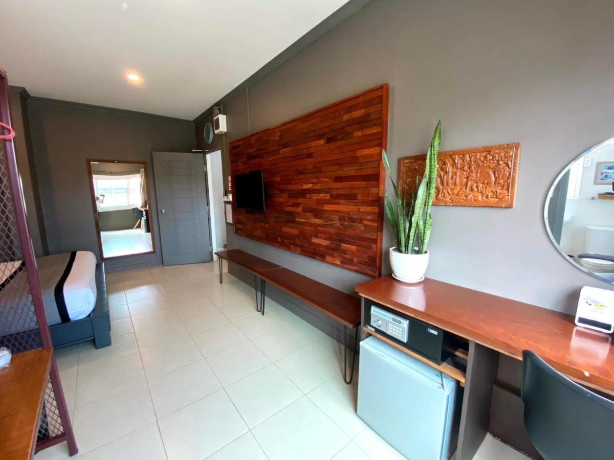 Patuxay Place Vientiane Exteriör bild